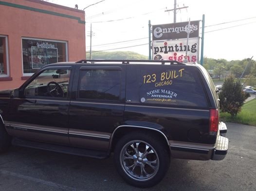 Dual noisemaker antennas on tahoe